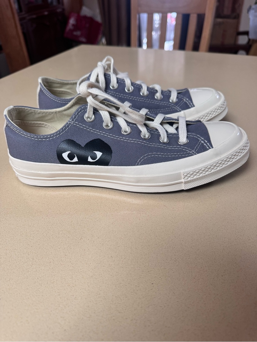 Commes de garçons Converse Men's Low-Top Sneakers in Navy and White